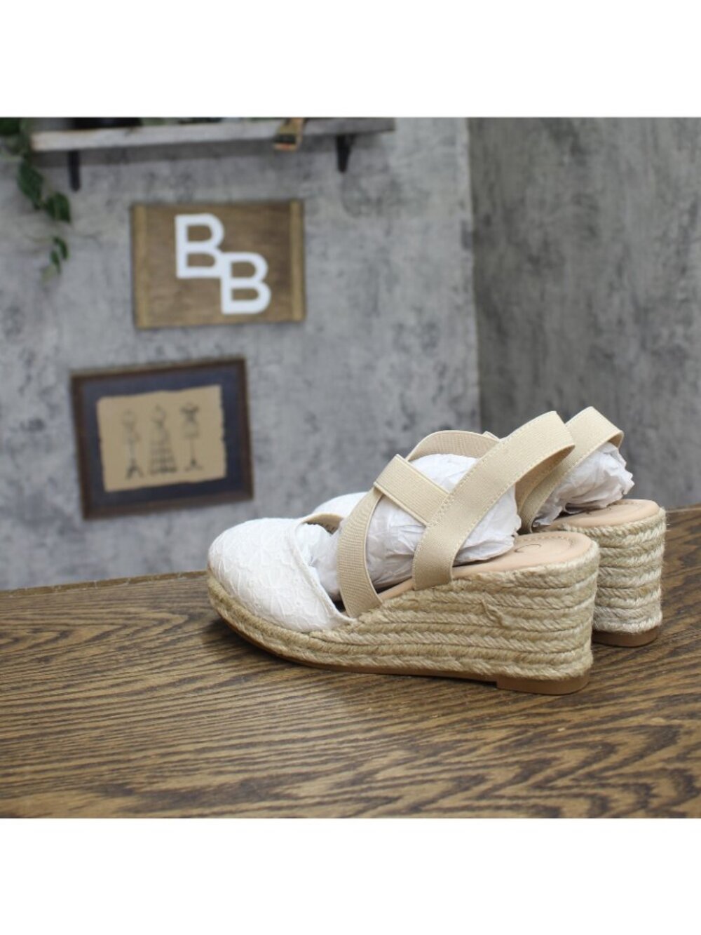 Journee Collection Ashlee Wedge Espadrille Sandals White / Raffia Brown 6.5W - Picture 2 of 10